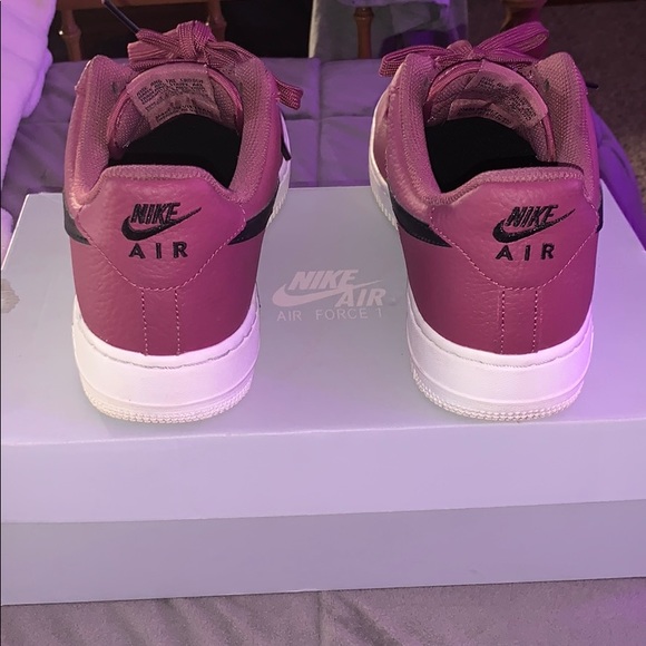 Air Force 1 ‘07 - Picture 4 of 4